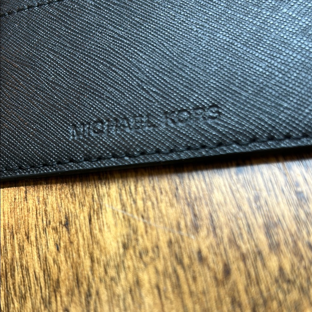 Michael Kors Black Saffiano Card Holder‎ - Picture 8 of 11